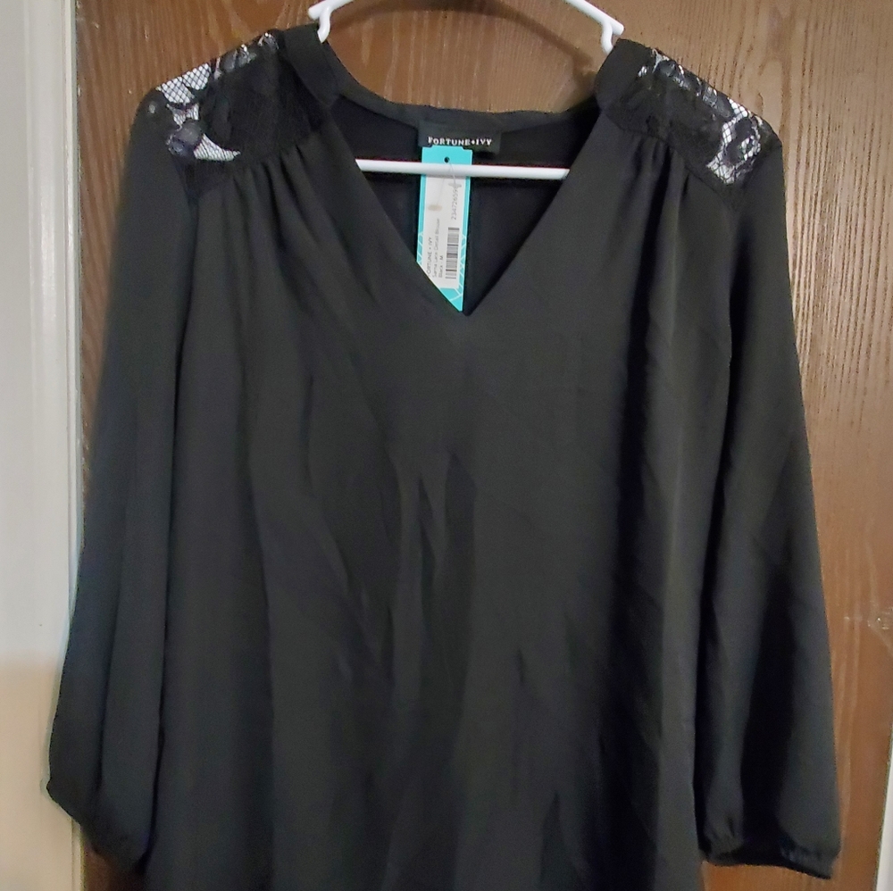 Fortune & Ivy black lace detail blouse